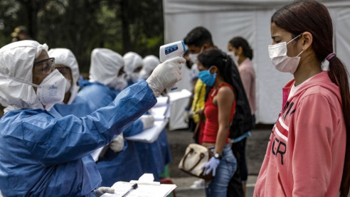 Venezuela garantiza medicamentos para pacientes de COVID-19 pese a la persecución de EE.UU. Venezuela