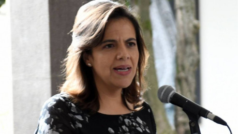 Parlamento de Ecuador destituye a ministra de Gobierno Latinoamérica