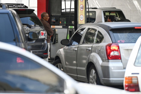 La “guerra de la gasolina”: Bloqueo priva a Venezuela de aditivos para procesar combustibles Venezuela