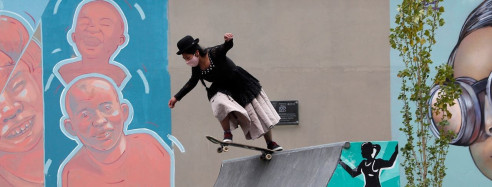 ImillaSkate: Jóvenes bolivianas promueven deporte del monopatín vestidas de cholas Tendencias