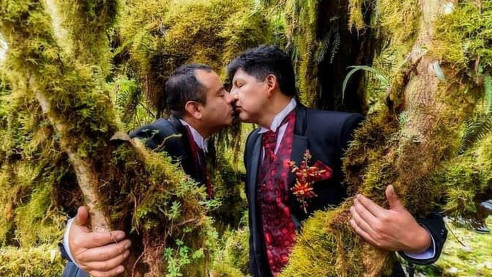 ¡Histórico! Bolivia emite resolución para reconocer la unión civil de dos hombres Latinoamérica