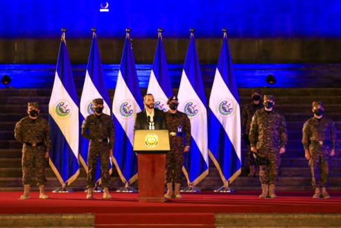 Bukele ordena duplicar número de efectivos de las Fuerzas Armadas Latinoamérica