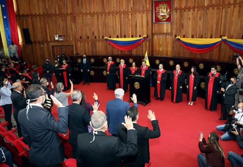 TSJ de Venezuela designa nuevos rectores del Consejo Nacional Electoral Latinoamérica