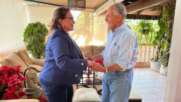 Candidato del oficialismo reconoce públicamente el triunfo de Xiomara Castro en las elecciones presidenciales de Honduras Actualidad