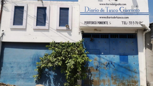 Hombres armados atacan sede de un periódico mexicano en Guerrero Latinoamérica