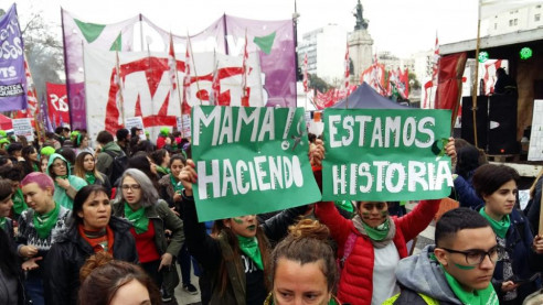 Día decisivo: Senado argentino debate sobre el aborto legal con bloques divididos Actualidad