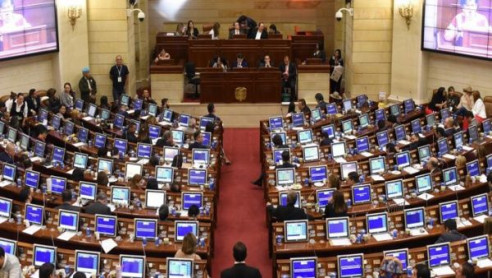 En medio de polémica, Cámara de Representantes de Colombia pospuso votación de reforma tributaria Latinoamérica